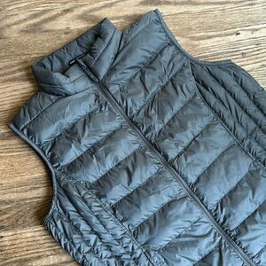 32 Degrees Heat Womens Lightweight Warmth Packable Vest XL Grey